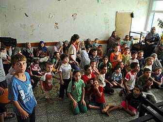Israel calls up 16,000 reservi...